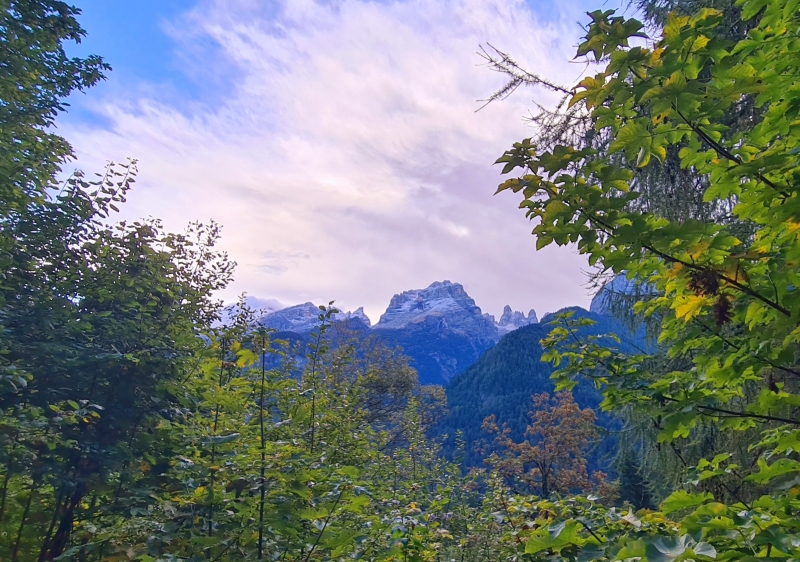 Auf der ersten Etappe von Madonna di Campiglio hat man einen tollen Blick auf die Brenta.