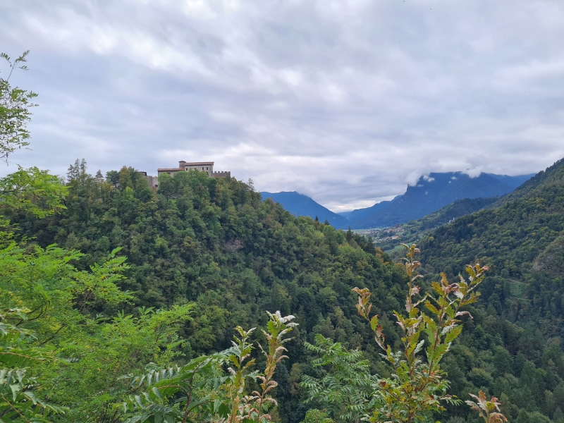 In Stenico kann man die Burg besichtigen.