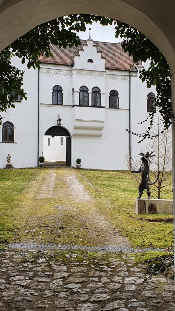 Schloss Neidstein ist mit seinen Türmchen ein ein richtiges Märchenschloss