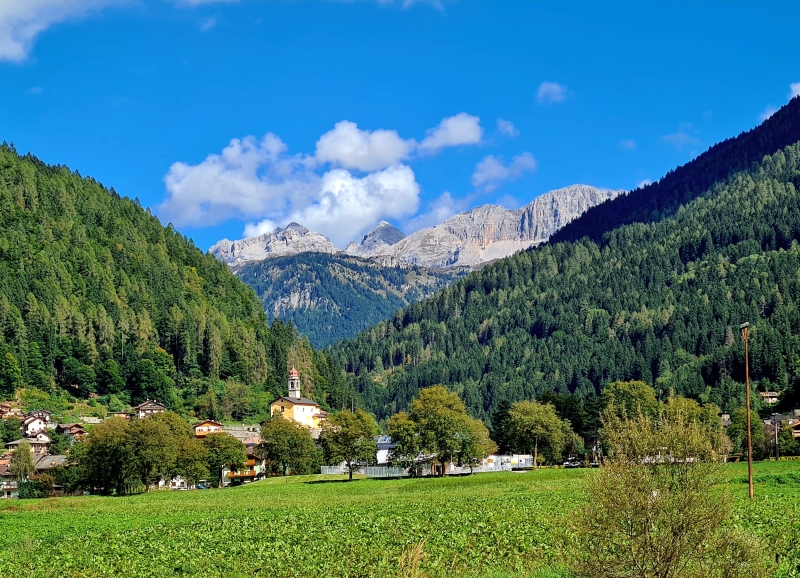 Auf dem Cammino San Vili lernt man das ländliche Trentino kennen.